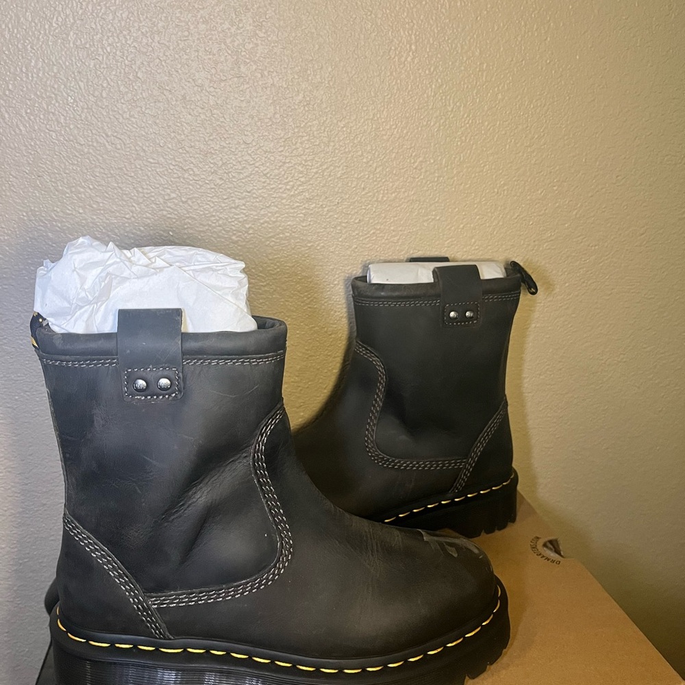 Dr. Martens Charcoal Grey Ankle Boots Anistone lo